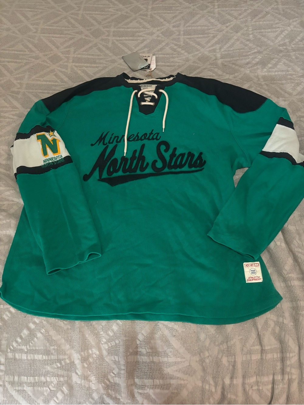 Minnesota North Stars NHL CCM Sweatshirt Adult XL New with Tags